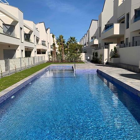 Apartamento Amalia Delux En 또레비에하 외부 사진